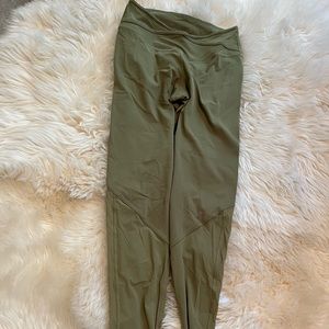 Lululemon 🥑 Green Leggings